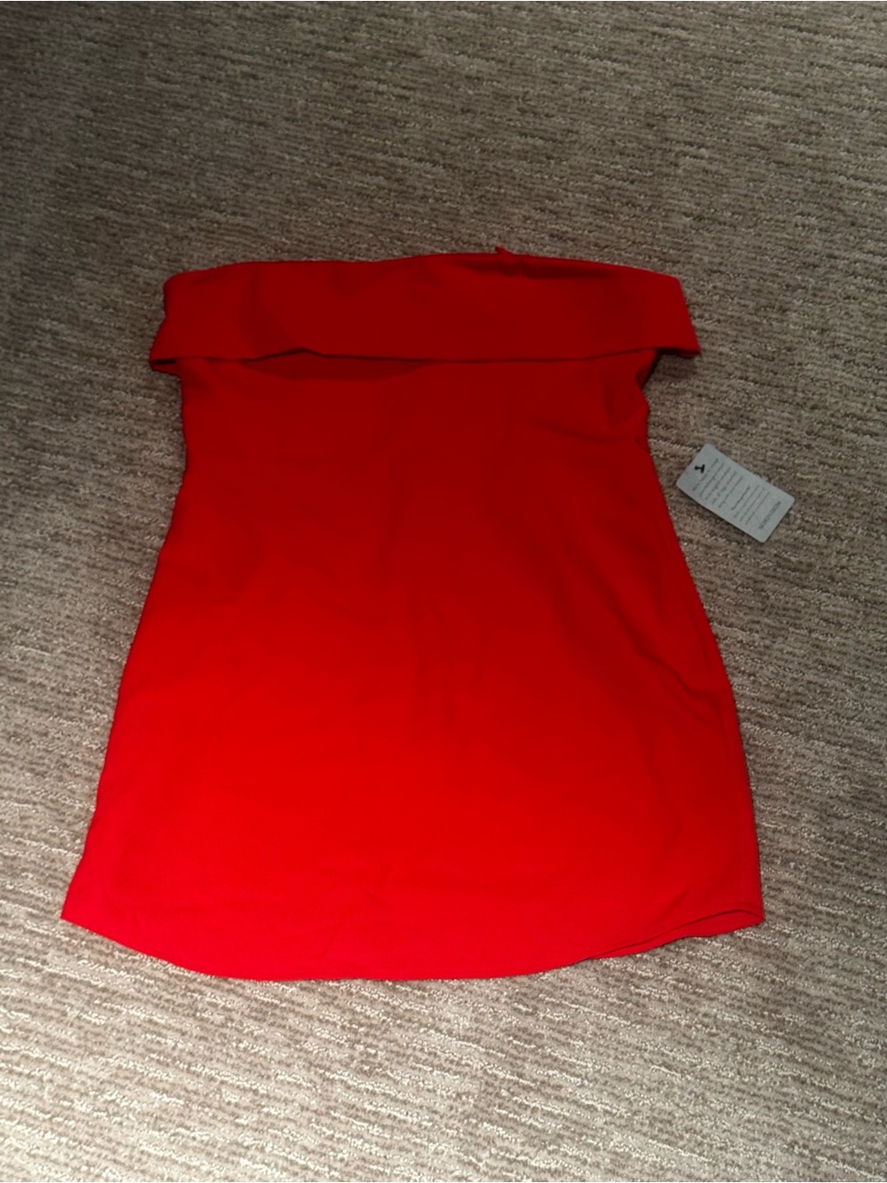 Astr The Label Strapless Red Mini Dress - Clean Silhouette - Picture 4 of 6